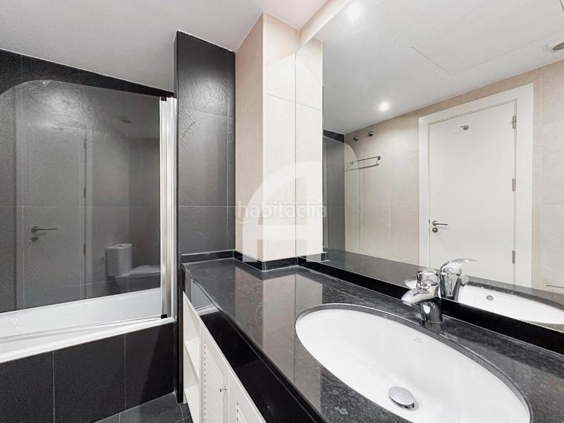 Foto c20e8074-e770-4d40-ac5b-d8e6bffa58ef. Alquiler piso fantastica vivienda de de 2 habitaciones en El Viso en Madrid