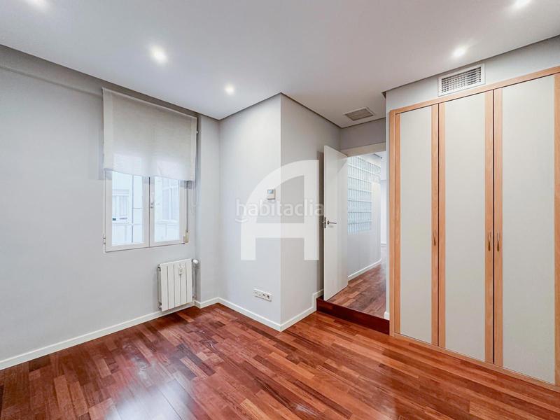 Foto 14bc50d6-94c5-4e14-bc17-ba95ea9207ad. Rent flat with heating in El Viso Madrid