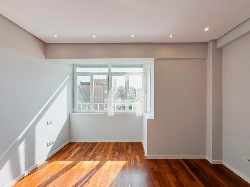 Foto 2f718c9b-71ac-4caf-abba-109c94a7e423. Rent flat with heating in El Viso Madrid