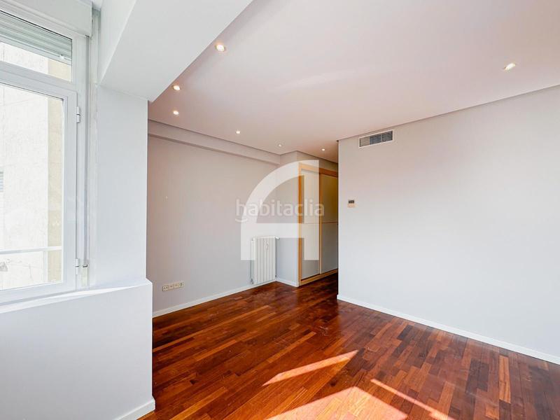Foto 80c08a85-d09e-40b6-b5ef-cae8b79feb29. Rent flat with heating in El Viso Madrid