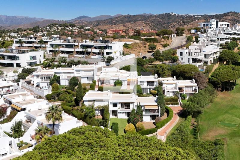 Foto 0e32ae15-6574-4dbb-ba79-4e31444bce9f. Casa a schiera con piscina in Cabopino - Artola Marbella