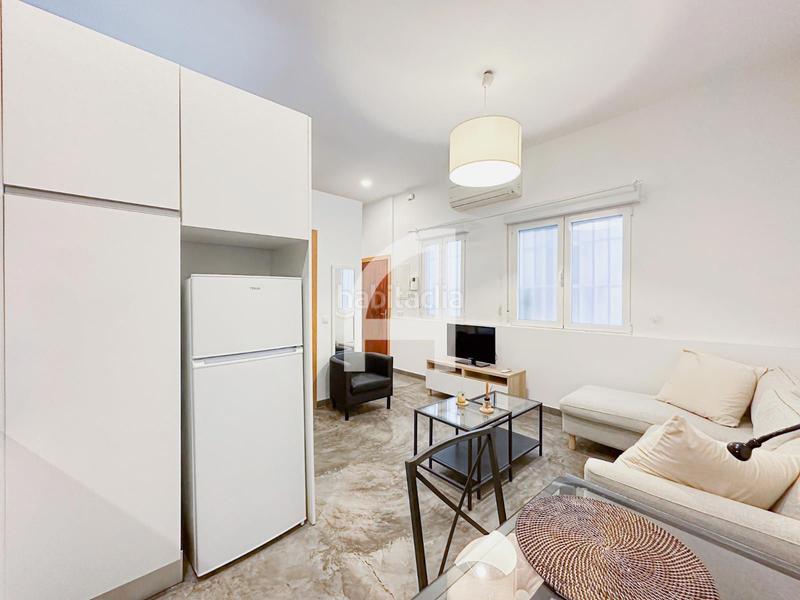 Foto 00b4c6c6-ad05-425a-9e0a-ea177f96e95a. Alquiler piso bonito apartamento, a escasos 5 min. del retiro, en pleno Recoletos. en Madrid