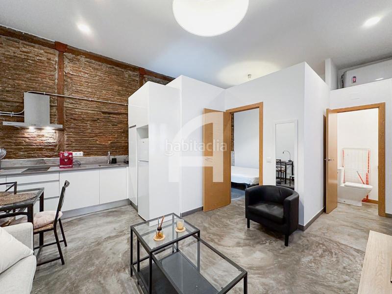 Foto 915c1d20-2a2d-4bf9-b856-0d9ea40da5e8. Rent flat with heating in Recoletos Madrid