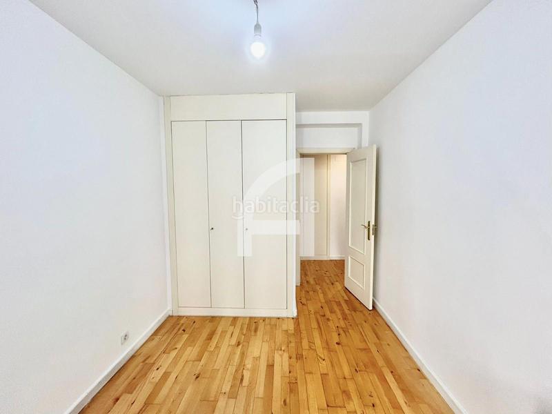 Foto 6323a262-d8ce-4621-981e-64a06738a8dd. Alquiler piso apartamento de 2 habitaciones practico y funcional en el centro en Madrid