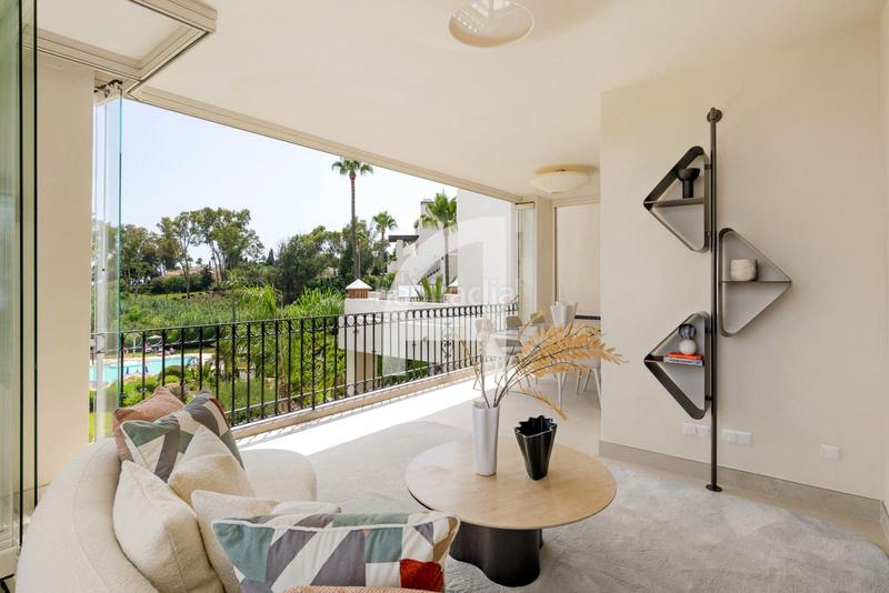 Foto 6f0c63f4-fa11-43f3-b43d-af1ad93f5f05. Piso en bahia de velerin 5 en El Velerín Estepona