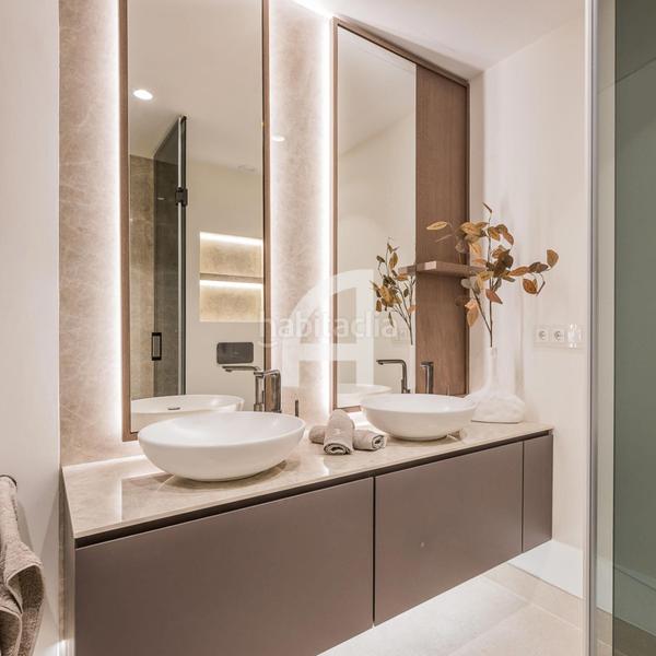 Foto 6fa37d40-9c69-4acc-a1e8-ba5970bd9473. Piso en bahia de velerin 5 en El Velerín Estepona