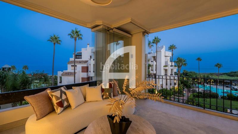 Foto 88c663a5-1f53-4554-8fde-b6c4a4023392. Piso en bahia de velerin 5 en El Velerín Estepona