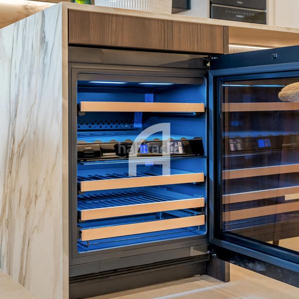 Foto f482a9a9-f22d-43d4-98c0-ab579278f5c4. Piso en bahia de velerin 5 en El Velerín Estepona