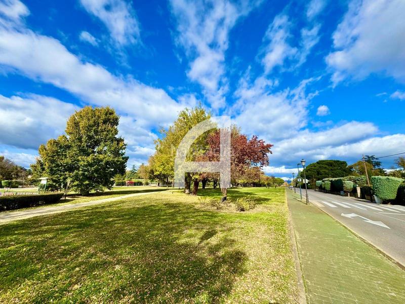 Foto 18727b98-5f55-4872-908b-73c0fcffd543. Propriété dans Villafranca del Castillo Villanueva de la Cañada