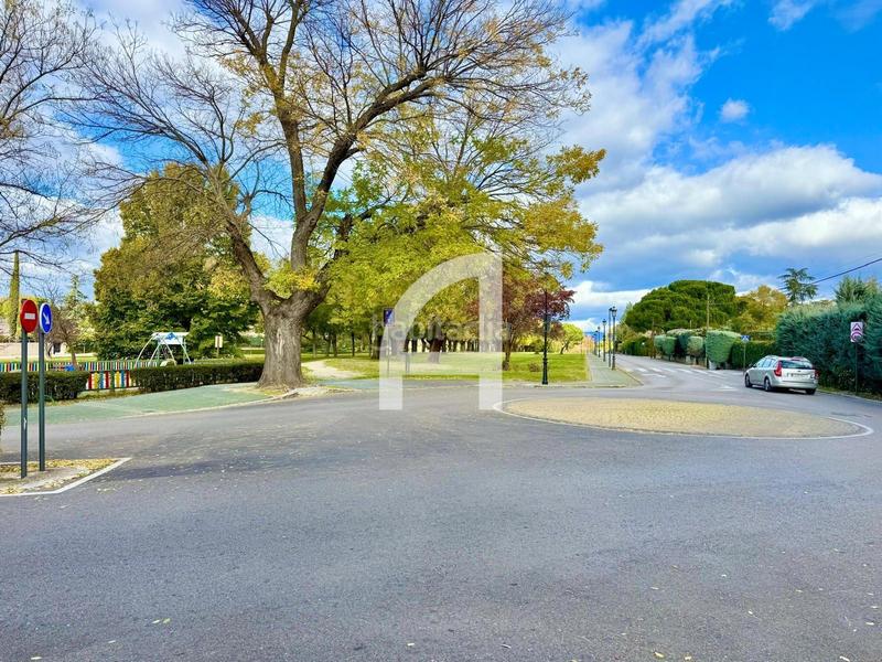 Foto 1ec69ca4-88d0-4b94-b635-273e3c7e9590. Propriété dans Villafranca del Castillo Villanueva de la Cañada