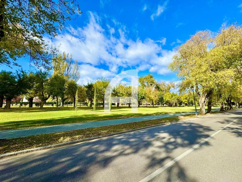 Foto 5f94715c-f68d-4438-9594-88ac2676db97. Propriété dans Villafranca del Castillo Villanueva de la Cañada