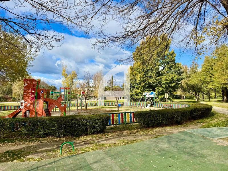 Foto a7e524d4-d370-4114-8112-4cbe9aef3a6f. Propriété dans Villafranca del Castillo Villanueva de la Cañada
