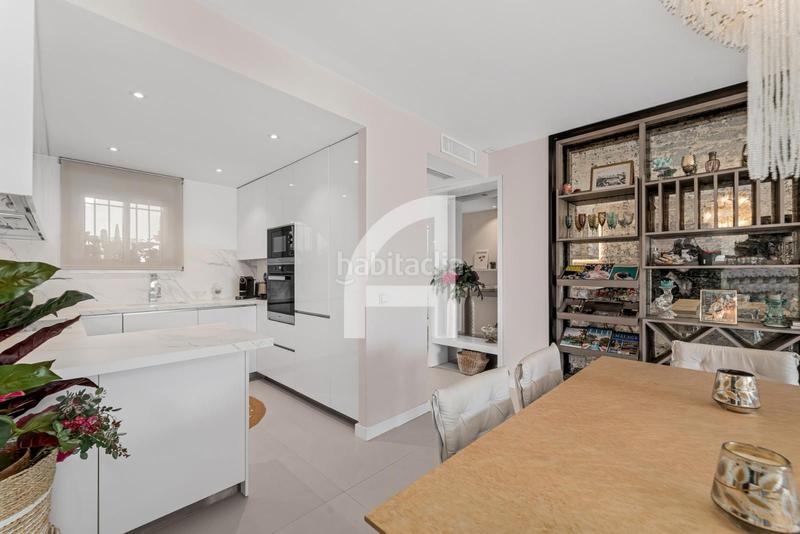 Foto 5303ff7a-f023-4810-92f1-9515d0daea98. Piso apartamento exclusivo en Puente Romano, golden mile en Marbella