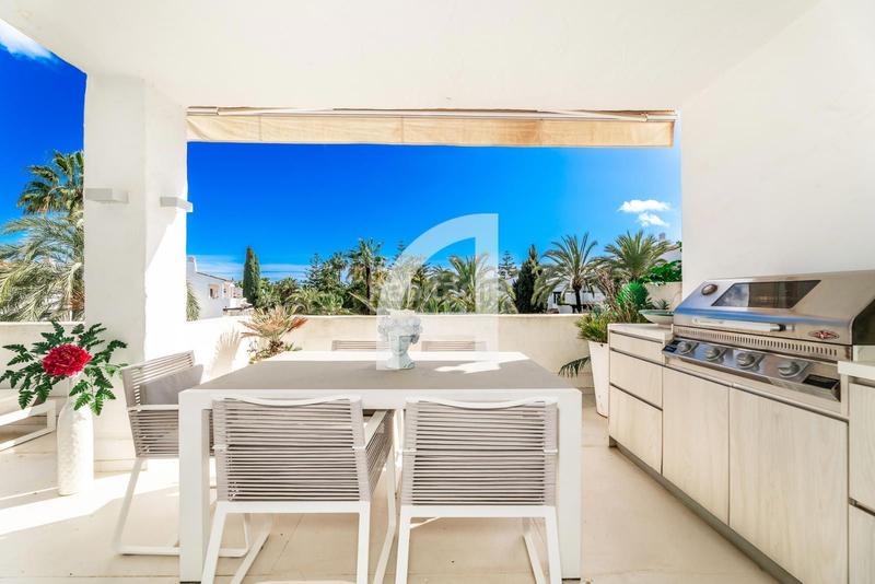 Foto 8e72a21d-95b2-42bc-bf79-6fd8cb76d5cb. Piso apartamento exclusivo en Puente Romano, golden mile en Marbella