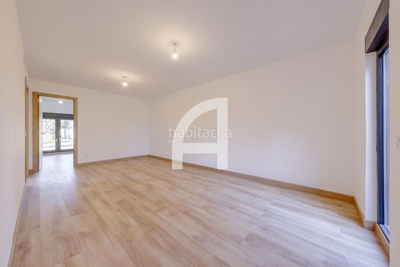 Foto 40521c49-5b89-4466-882b-7d5f9107f221. Chalet con riscaldamento piscina in Villafranca del Castillo Villanueva de la Cañada