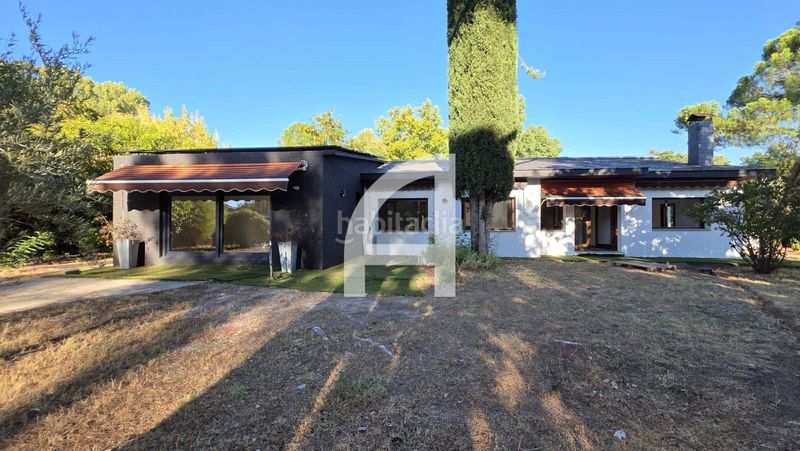 Foto b93b2008-a05b-4abf-94e1-d37d4840795e. Chalet con riscaldamento piscina in Villafranca del Castillo Villanueva de la Cañada