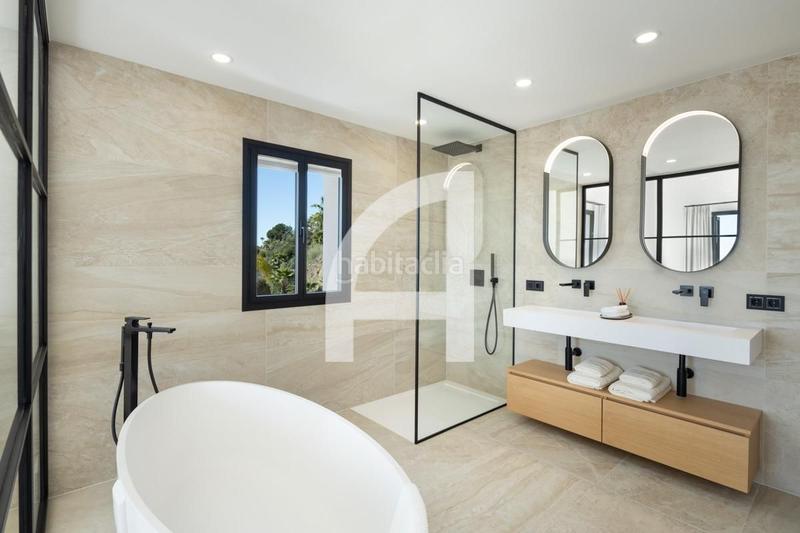 Foto 6153bf1f-b433-439a-8e16-cdc86558593e. Xalet amb aparcament a La Quinta Benahavís