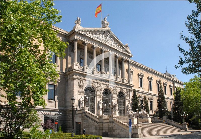 Foto fb252c13-8e80-491c-be41-bc2ca3ba85ab. Lloguer pis amb calefacció a Recoletos Madrid