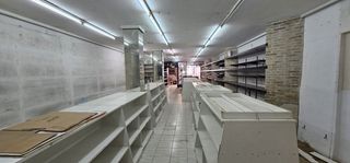 Lloguer Local Comercial  Carrer del pintor matarana. Excelente oportunidad local en una zona inmejorable