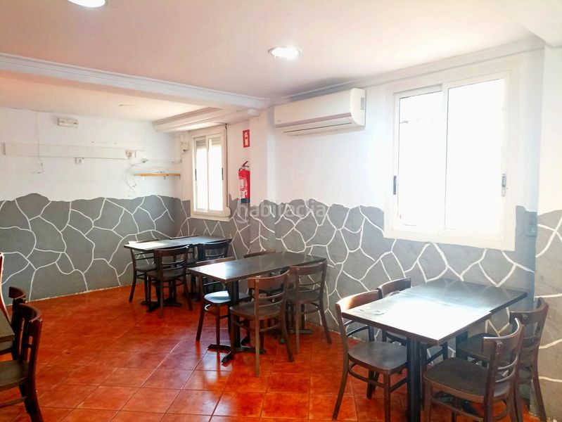 Foto c2360627-8de3-4c8d-89e3-ea9d285afc8f. Traspàs local comercial a Quart de Poblet