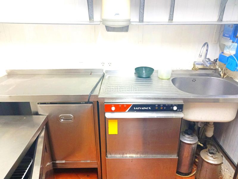 Foto c7a619f1-16c6-48a5-bde4-ed729d2a56c3. Traspàs local comercial a Quart de Poblet