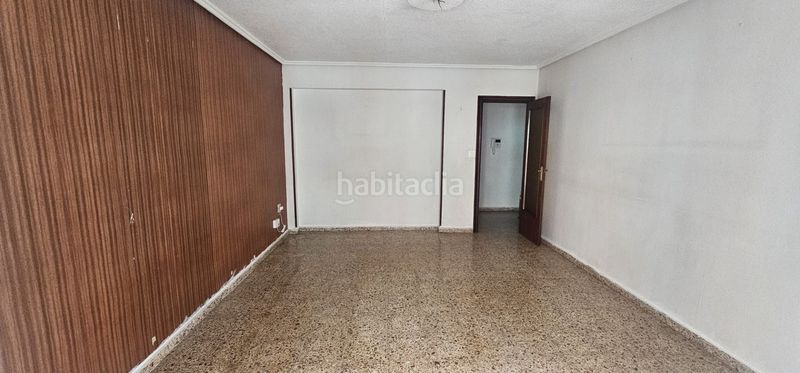 Foto cde0df72-5079-4dbd-8150-0e00b442b11f. Pis a Barrio Benicalap Valencia
