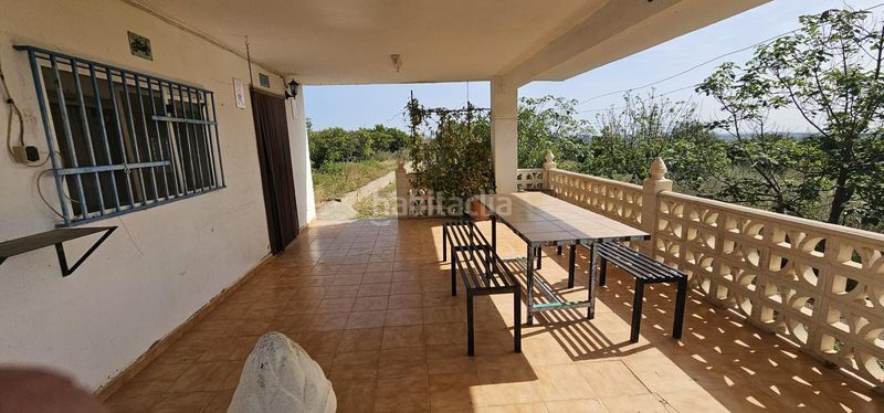 Foto 6af8b15e-83cd-4a59-b945-a2db921b57a1. Chalet en Cheste