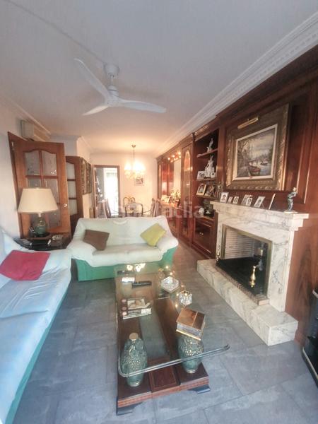 Foto 08c669d2-5ba4-4494-b0a0-c8a8be390aa2. Casa aparellada amb xemeneia calefacció aparcament a Cerdanyola del Vallès