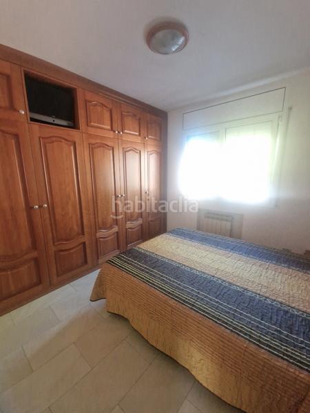 Foto 6d08f941-c02c-4b14-8f27-7aba16b438bf. Casa aparellada amb xemeneia calefacció aparcament a Cerdanyola del Vallès