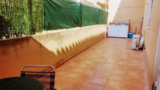 Ground floor  Avenida el secano. Apartamento en planta baja de dos dormitorios y dos baños con te