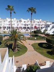 Casa en Palomares. Impresionante dúplex de 2 dormitorios y 2 baños en palomares