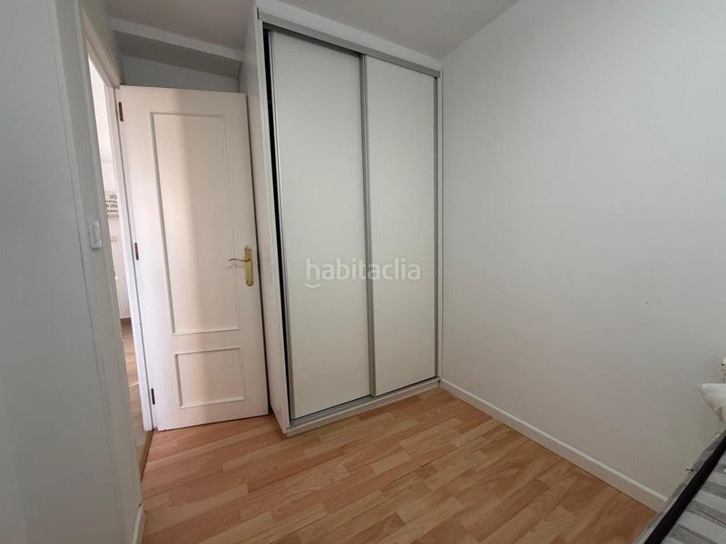 Foto 541bce40-5876-4922-9620-18436290a14e. Alquiler piso en calle lituania 3 se alquila piso en tres banderas en Estepona