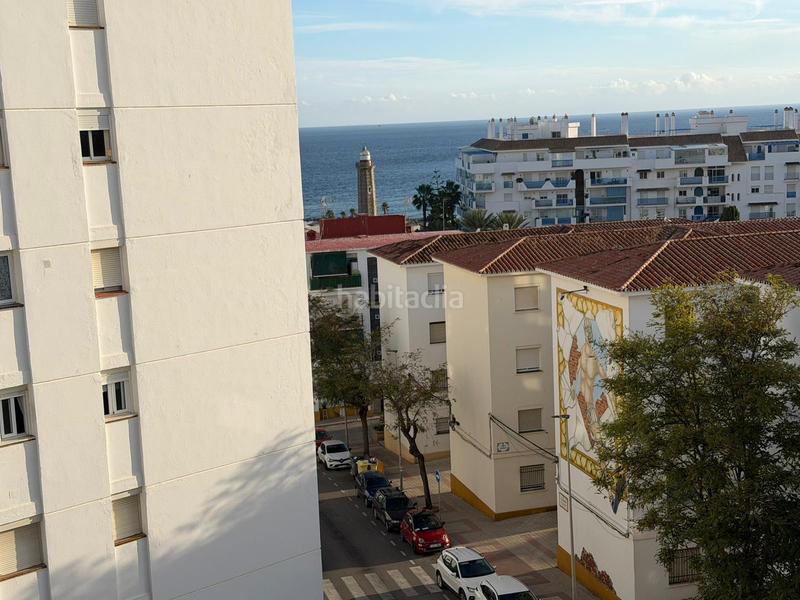 Foto 66ab0b75-83e9-4a13-b5a7-727fd78e50a6. Alquiler piso en calle lituania 3 se alquila piso en tres banderas en Estepona