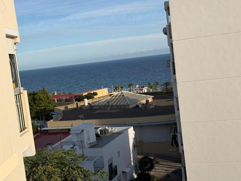 Foto b375c224-a0b7-4532-9d99-03da38d5516a. Alquiler piso en calle lituania 3 se alquila piso en tres banderas en Estepona