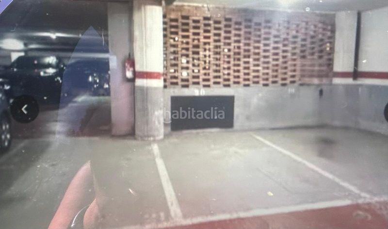 Foto 00fa4510-f202-48c7-8f8e-06053d124f35. Aparcament cotxe a Sarrià Barcelona