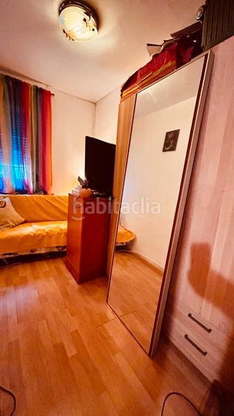 Foto cc63bab2-dcdc-475d-b583-04991ea61be3. Affitto appartamento in calle atlantida 25-31 in Llefià Badalona