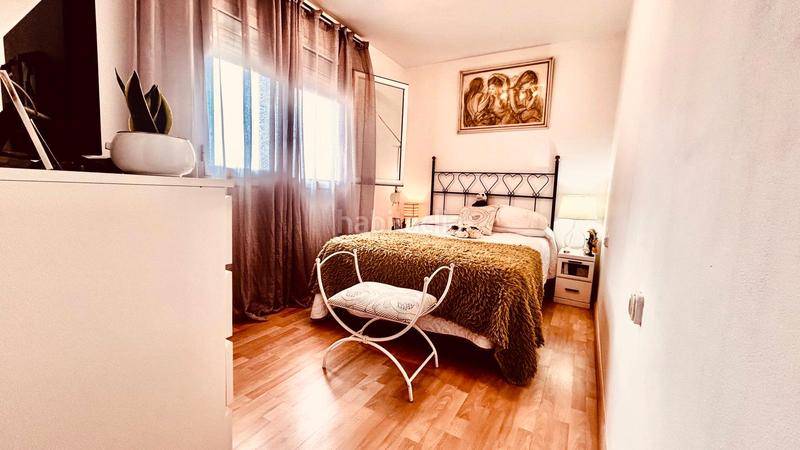 Foto fa26d28d-41d5-4b29-aa7b-58802190dd33. Affitto appartamento in calle atlantida 25-31 in Llefià Badalona