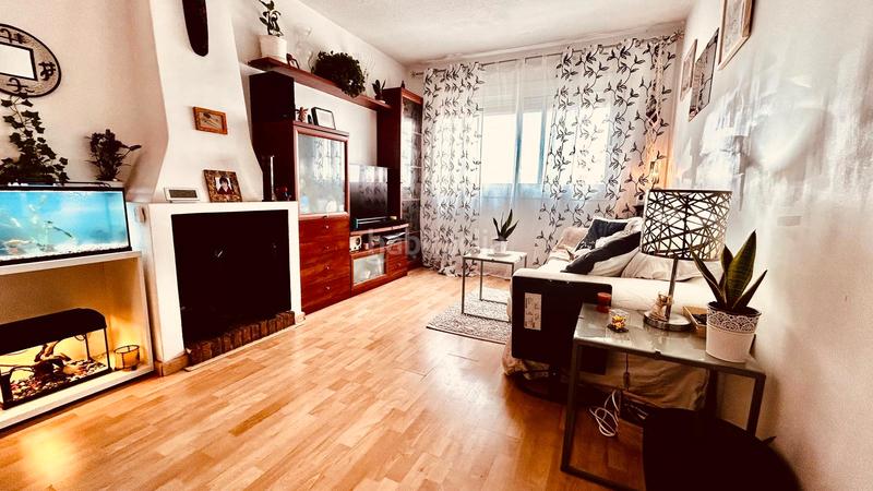 Foto cac1e32b-56f2-4c81-acd0-3c8f9fb40a7a. Location appartement dans calle atlantida 25-31 dans Badalona