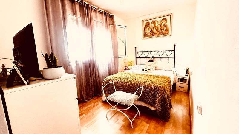 Foto 9ba6bcb4-6989-42d5-a804-745a875e49d5. Miete etagenwohnung in calle atlantida 25-31 in Llefià Badalona