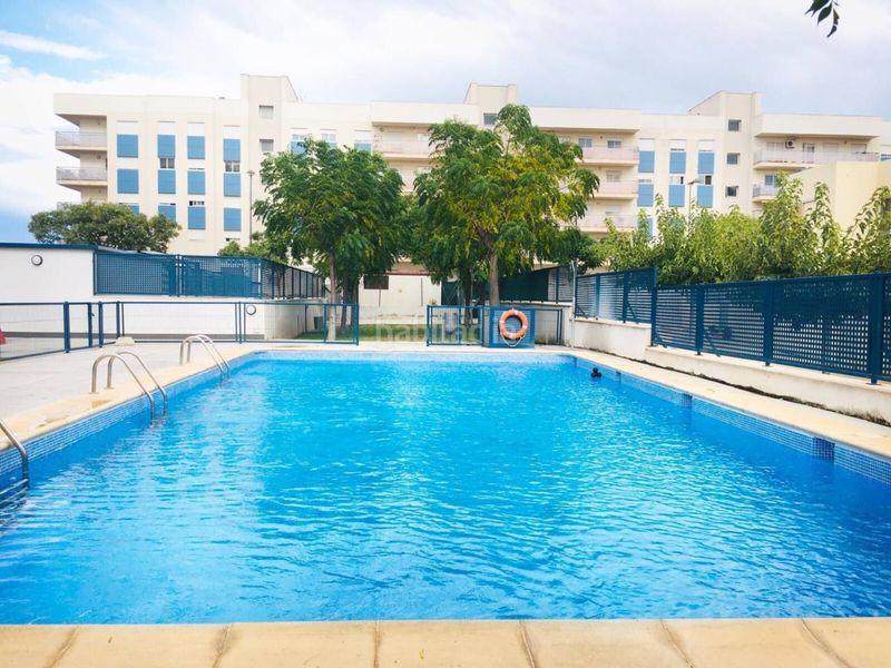 Foto f6ba9a07-cb7b-4248-b884-83353fad56eb. Pis amb calefacció aparcament piscina a Sotolivar-Mas del Rosari Paterna