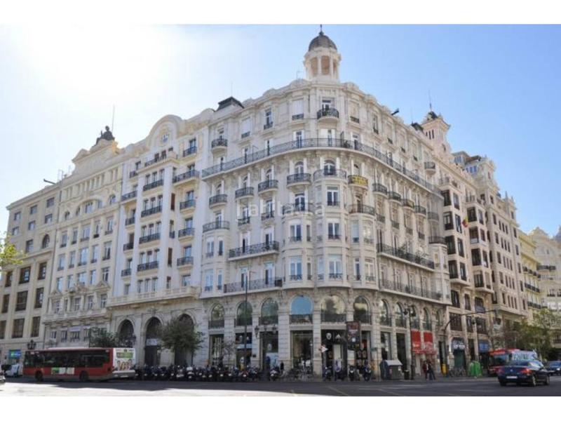 Foto 66158197-d473-46f2-9ff6-ca3a309cf0d0. Local comercial a Sant Francesc Valencia