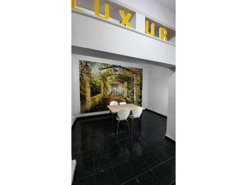 Foto d2865688-2296-4cd6-ae8b-3f289f765f16. Local comercial a Sant Francesc Valencia