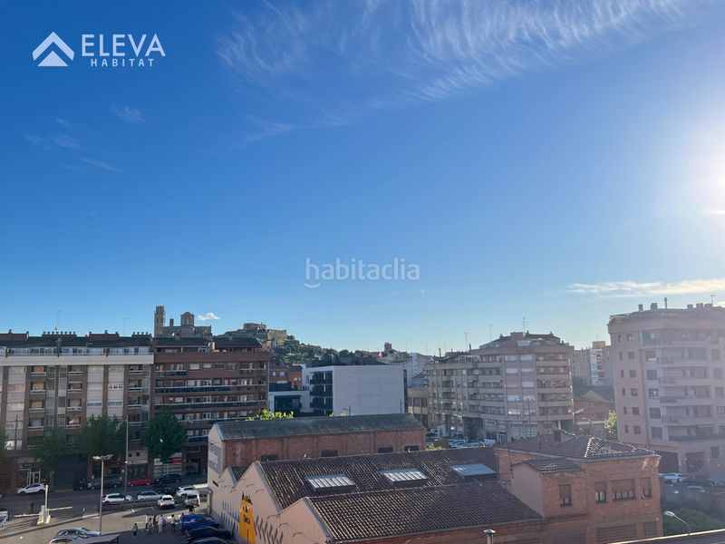 Foto 1c7a3b31-93f7-4886-88d9-3e99c6397a15. Piso luz, vistas al castillo y gran potencial en el corazón de Pardinyes! en Lleida