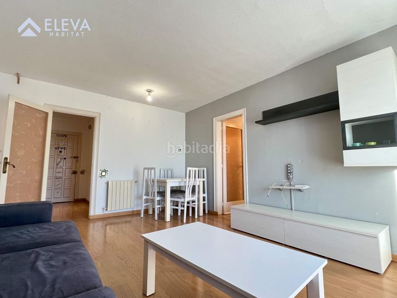 Foto f2f49cc3-17c1-48bd-8e8b-8d0975161e56. Piso luz, vistas al castillo y gran potencial en el corazón de Pardinyes! en Lleida