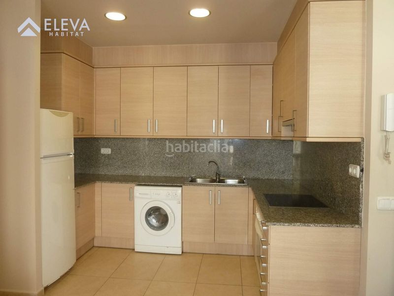 Foto 00f72d78-cb74-4643-9a17-b635db3ac48c. Edifici a Rambla Ferran Lleida