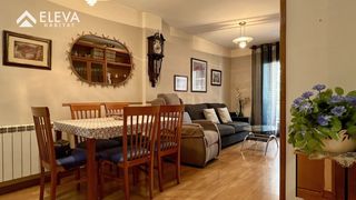 Piso  Princep de viana. Piso de 2 habitaciones con 3 balcones