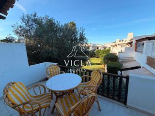 Pis a Santa Eulària des Riu. Piso en siesta con terraza y gran rentabilidad