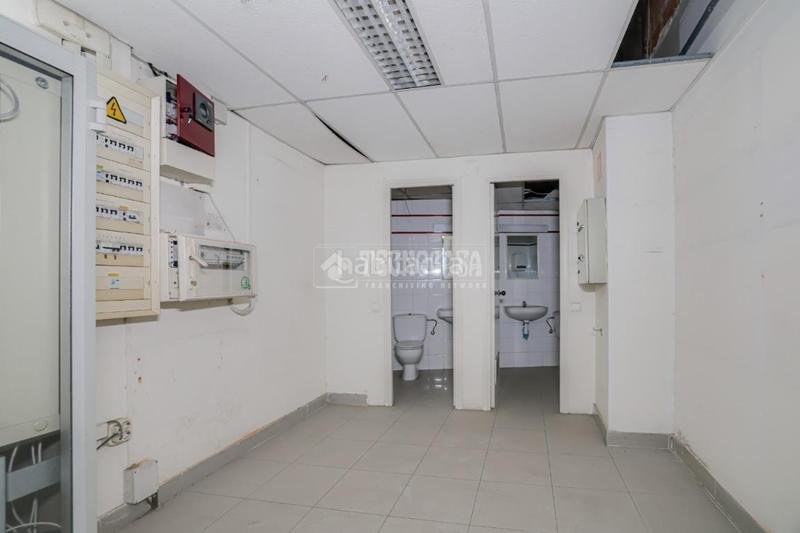 Foto cbbfda72-9491-49a2-b8aa-9b7d26cf4b1e. Location local commercial dans Ca n´Oriol Rubí