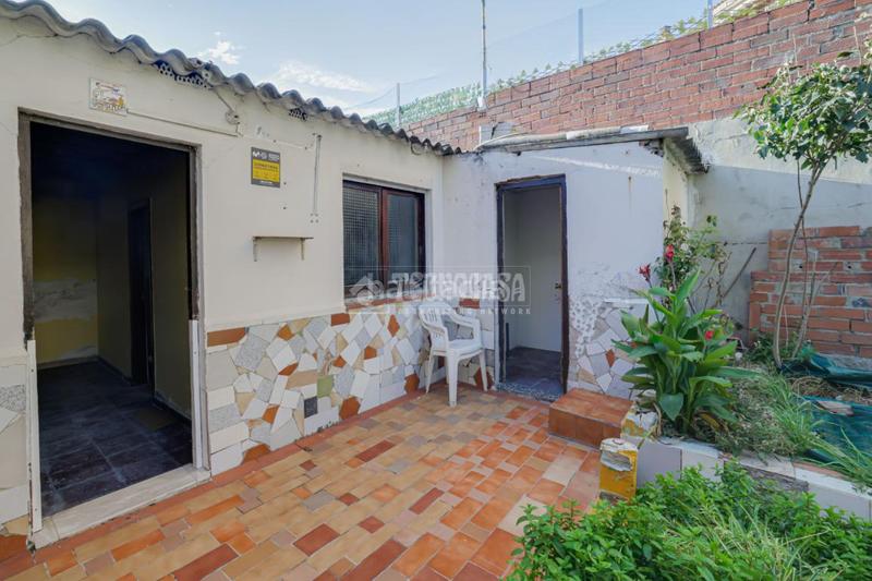 Foto f2a76c91-8da2-42b6-8aa4-439c3f803977. Haus mit parking in Ca n´Oriol Rubí