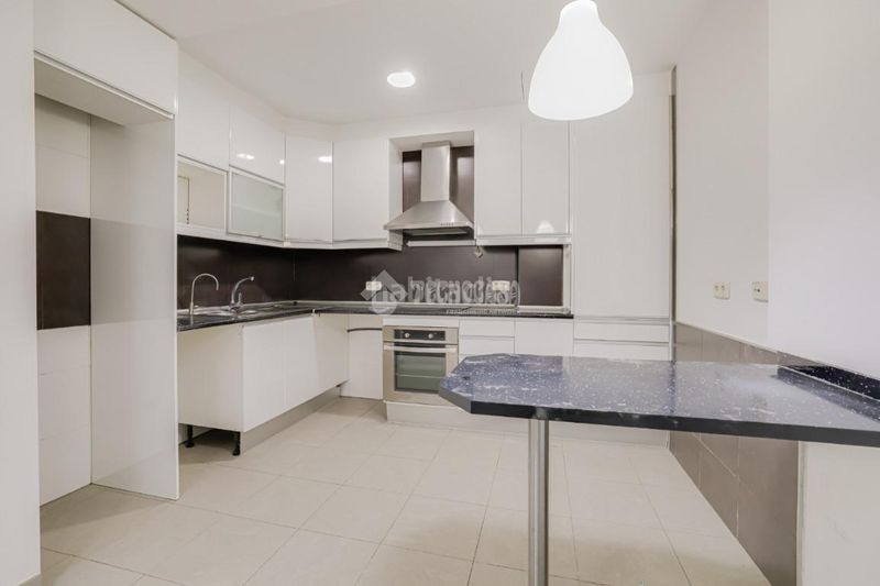 Foto ca1a7aef-2e82-4400-8273-94938a22155e. Pis amb calefacció a Ca n´Oriol Rubí